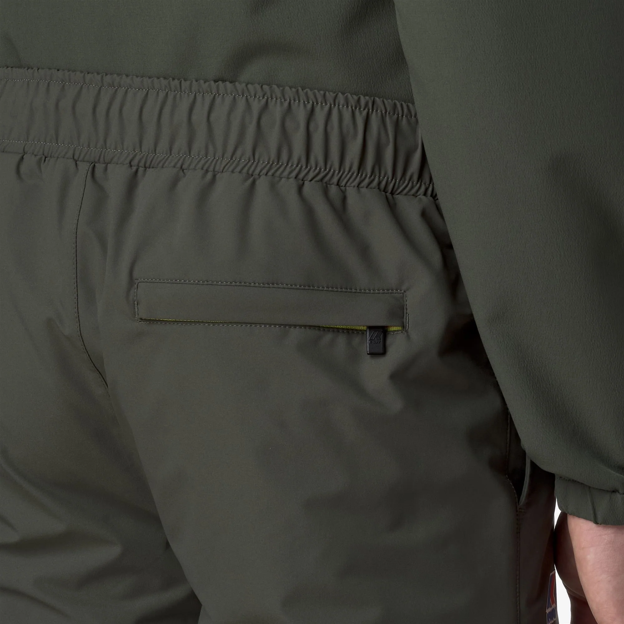 LE VRAI VIKTOR - Pants - Sport Trousers - Unisex - GREEN BLACKISH - Image 2