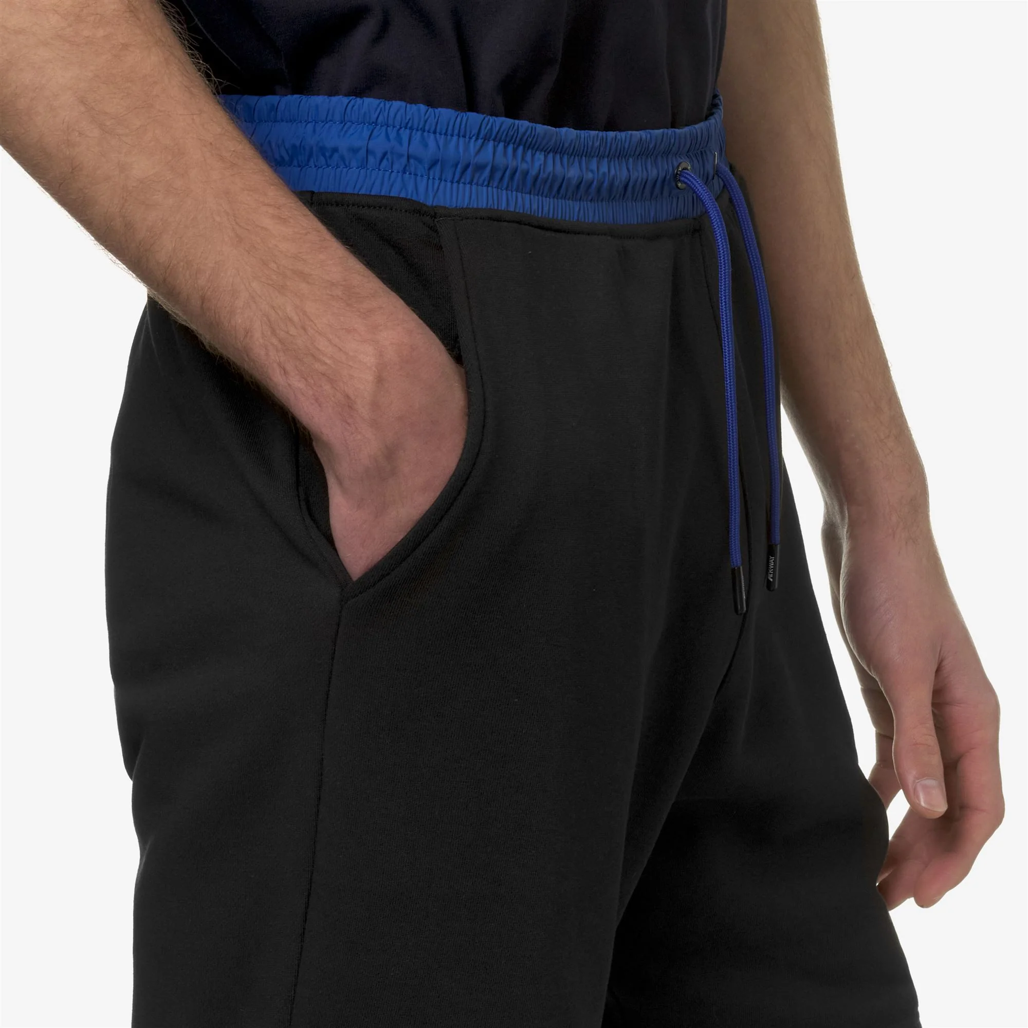 LE VRAI NESTOR NYLON PC - Shorts - Sport Shorts - Unisex - BLACK PURE-BLUE ROYAL MARINE - Image 2